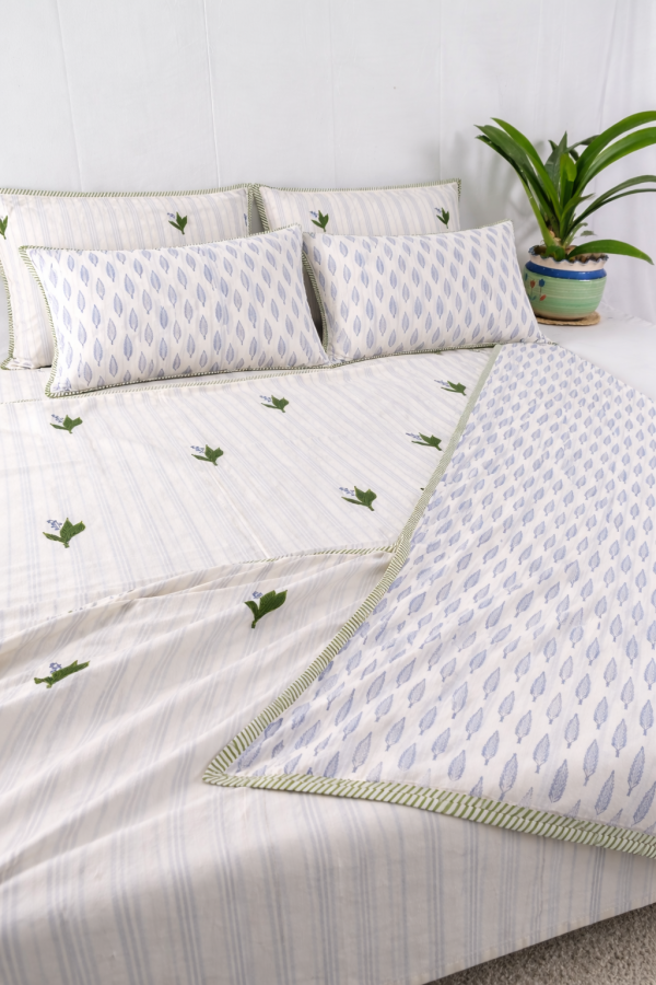 Bedsheet white blue Bedsheet white blue