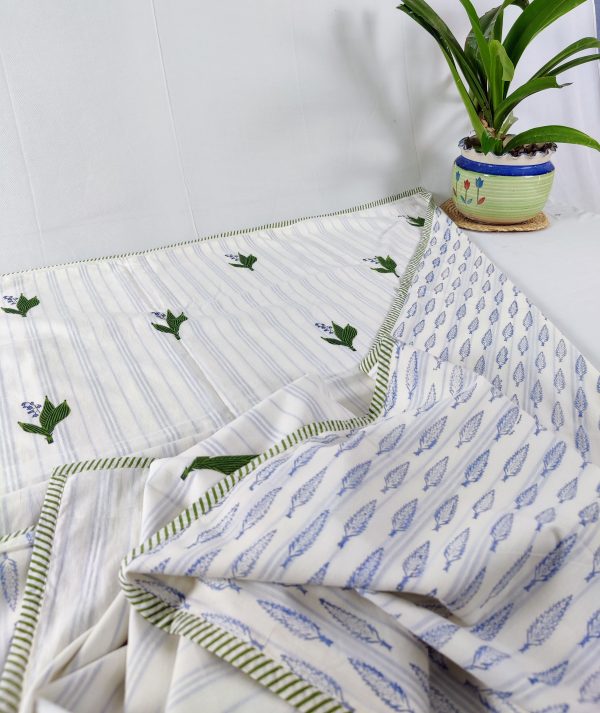 Lily n Leaves Lily n Leaves