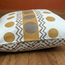 Elegant Geometric Pattern Cushion Cover